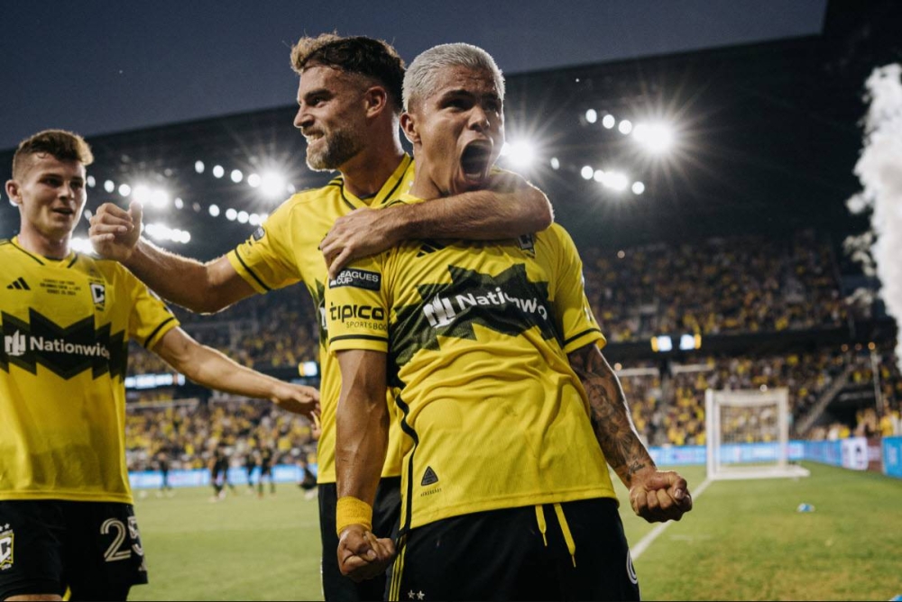 Juan Camilo 039Cucho039 Hernández celebra uno de los goles de Columbus. ,image_description: