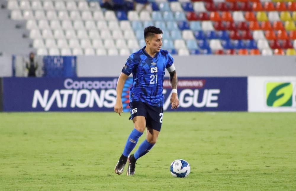 Bryan Tamacas jugando con la selección de El Salvador. ,image_description: