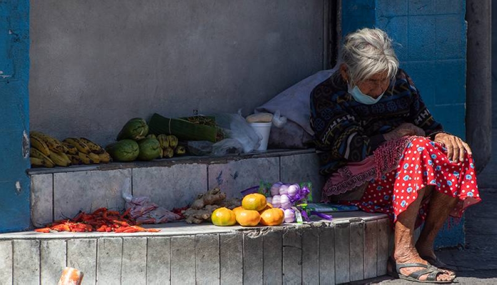 En el municipio de San Salvador Centro, ocho de cada 10 personas son mayores de 65 años. /DEM,image_description: