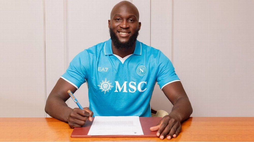 Lukaku firma su contrato con el Napoli. ,image_description: