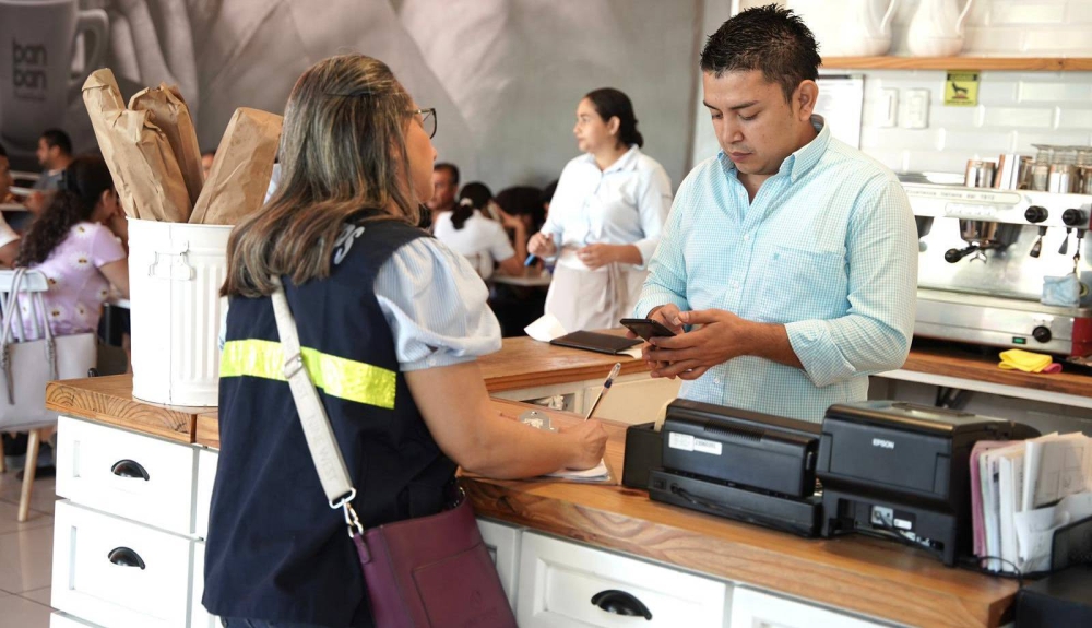 El gobierno aseguró que, antes de multar a una empresa, se inspeccionan los casos. /MTPS,image_description: