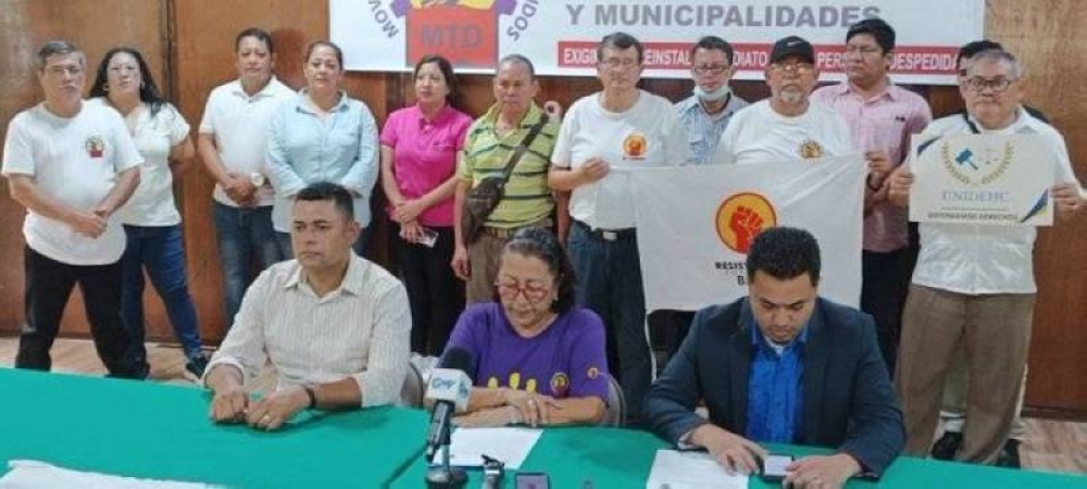 Miembros del movimiento junto a integrantes del BRP. / Archivo.,image_description: