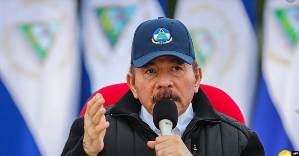 Daniel Ortega  expulsó en 2023 a 316 políticos, periodistas, intelectuales y activistas críticos de su régimen/ Foto AFP.,image_description: