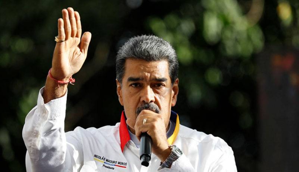 En el extranjero aumenta la presión sobre Maduro a medida que las comunidad internacional insiste en la necesidad de revisar y publicar las actas electorales. / AFP,image_description: