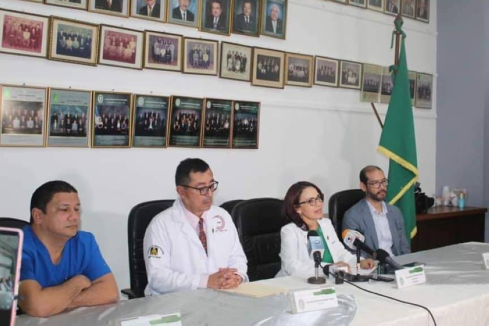 Iván Solano Leiva, manifestó en una carta sus felicitaciones en el Día de la Independencia y los retos actuales y futuros/ Foto Colegio Médico.,image_description: