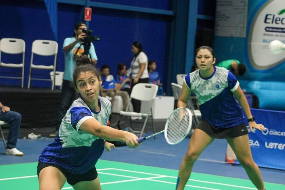 Fátima Centeno y Daniela Hernández, dupla que ganó plata en Costa Rica. ,image_description: