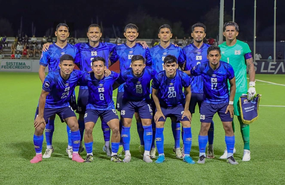 La formación de El Salvador en uno de los juegos de la Copa de Naciones. / Fesfut,image_description: