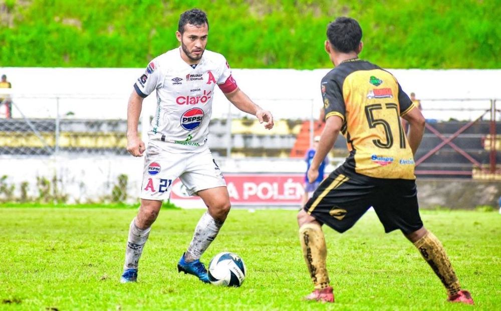 Marvin Monterroza, capitán de Alianza, en Zacatecoluca. / Alianza FC