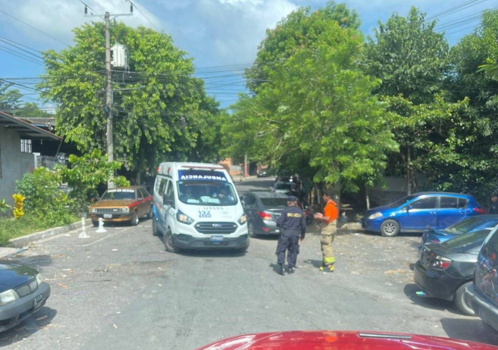 Un tambo de gas explotó en la colonia Las Jacarandas de Apopa, según el SEM. / SEM,image_description: