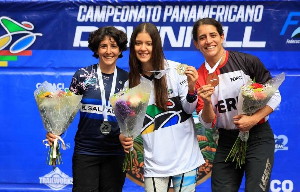 Mariana en el podium del Panamericano. / INDES