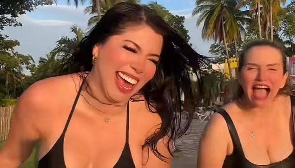 Yéssica y su suegra hicieron jocosos videos desde las playas de Sonsonate.,image_description: