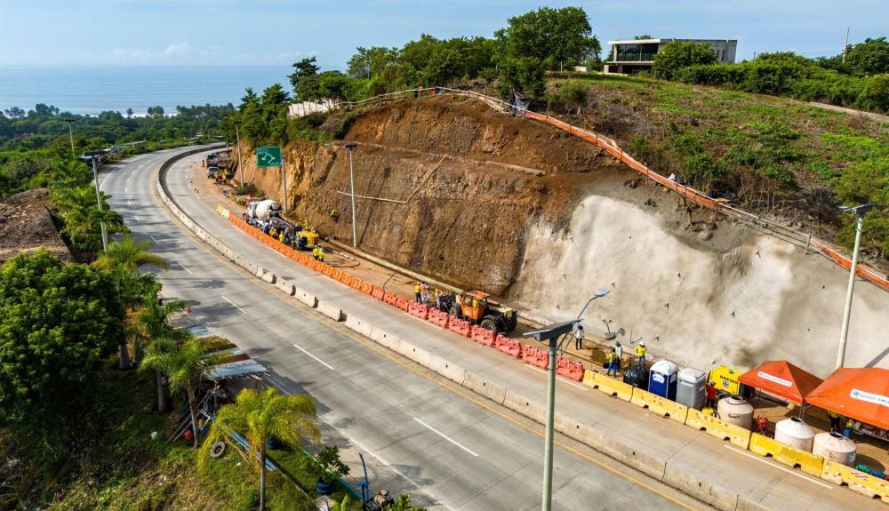 El Mopt dijo que la próxima semana estarán finalizadas las obras en los primeros taludes. /Mopt,image_description: