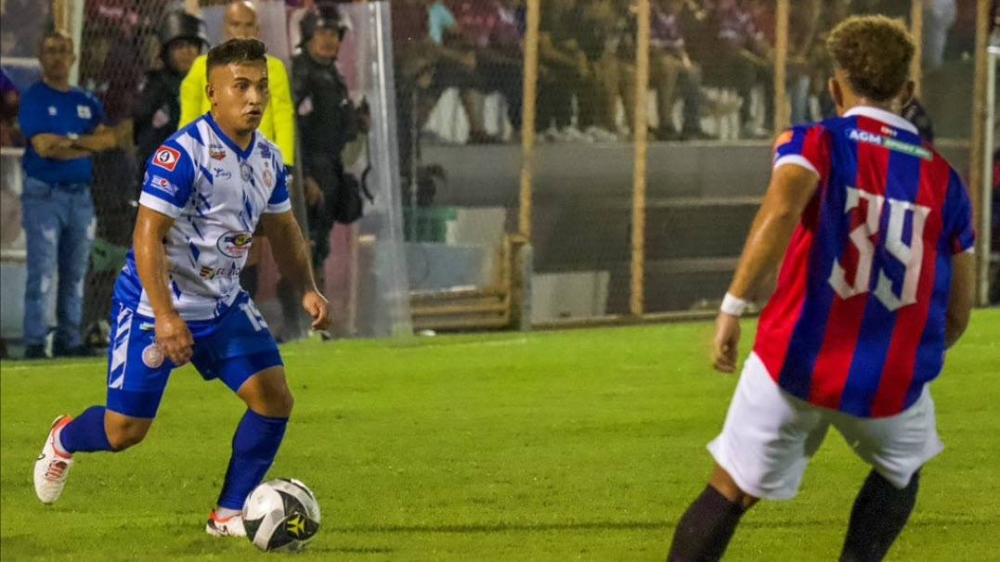 Byron López, jugador del Metapán, en el Calero Suárez ante FAS. / Metapán.,image_description: