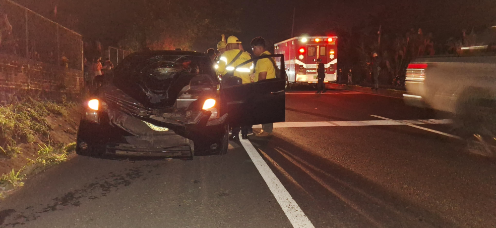 El accidente ocurrió sobre la carretera Panamericana, en San Julián, Sonsonate. / PNC.,image_description: