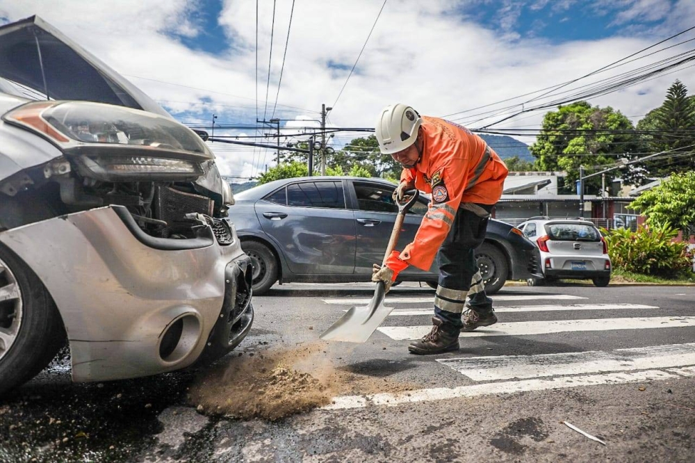 Miembros de Protección Civil hicieron labores de limpieza. / Protección Civil