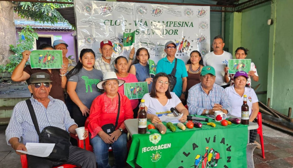 La Vía Campesina también pidió al gobierno fomentar las compras públicas de los alimentos producidos por los agricultores salvadoreños. /Vía Campesina,image_description: