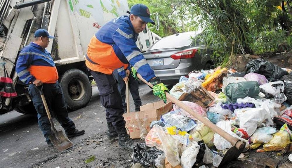 Recolección de desechos en el distrito de Mejicanos. / Imagen de archivo.,image_description: