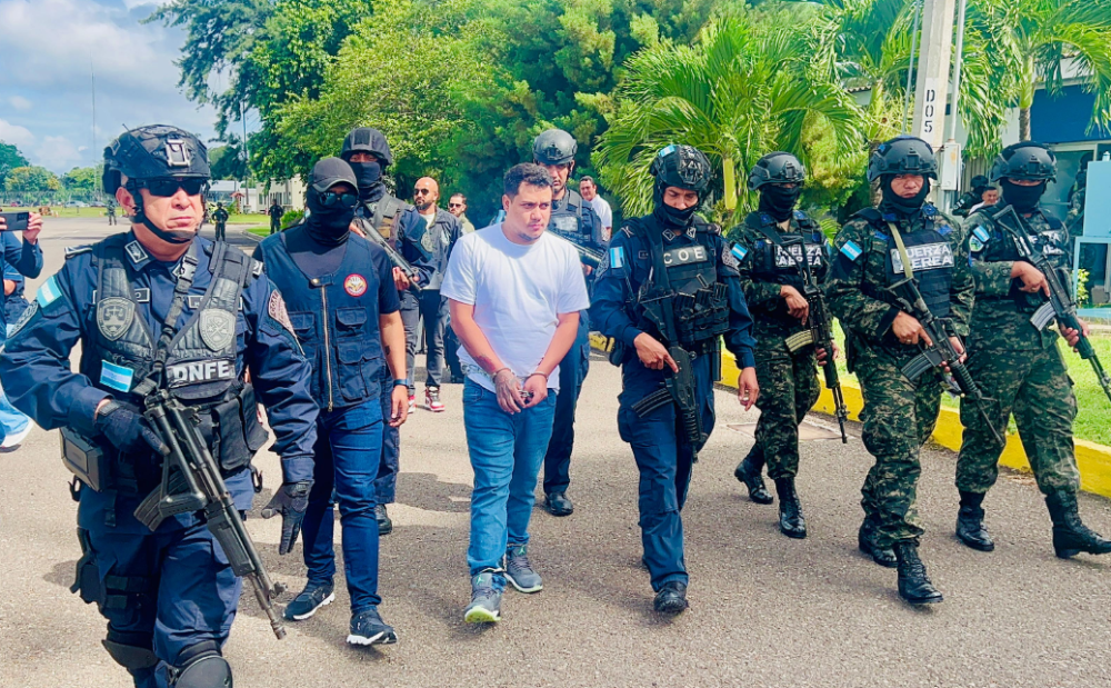 Javier Marín Gonzales fue extraditado a EEUU acusado de traficar fentanilo/ Foto cortesía PoliciaHonduras.,image_description: