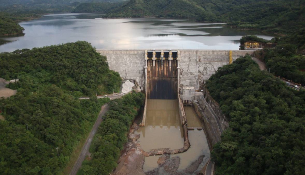 Luego de más de una década de construcción, la central hidroeléctrica 3 de Febrero fue inaugurada el 19 de octubre de 2023. /Francisco Vallen,image_description: