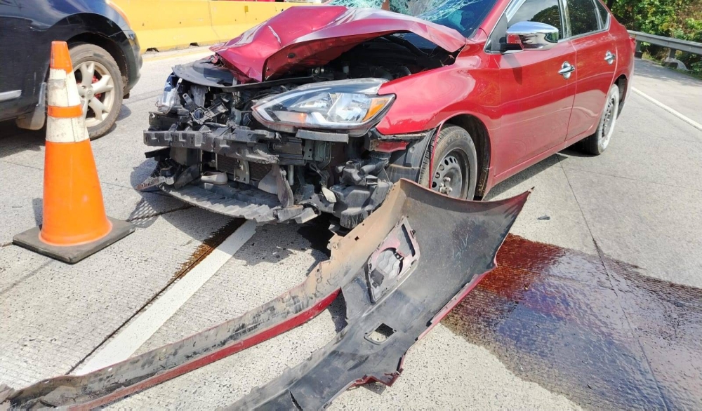 El conductor que arrolló a tres personas se conducía en este vehículo. / Cortesía. ,image_description: