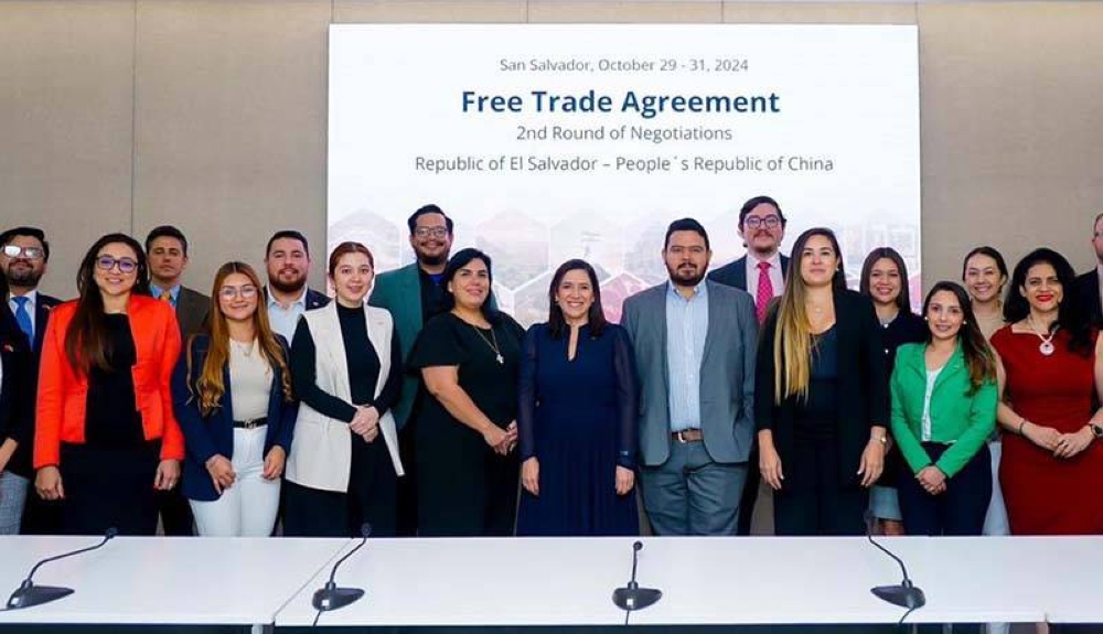 Delegación de El Salvador en la segunda ronda de negociaciones para el TLC con China. /María Luisa Hayem,image_description: