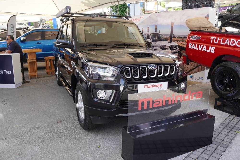 PICK UP MAHINDRA /FV