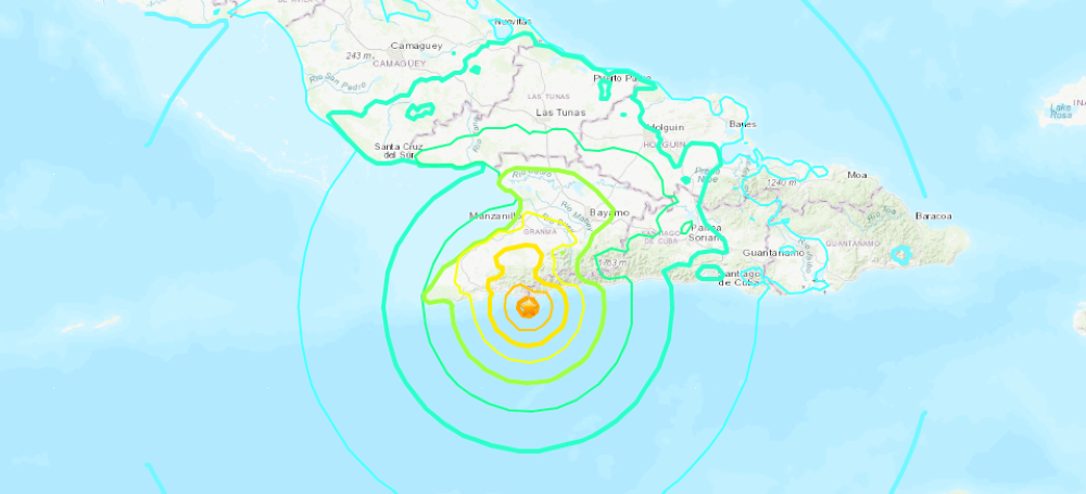 El sismo tuvo lugar a 23.5 kilómetros de profundidad y una magnitud de 6.8 en la escala de Richter.,image_description: