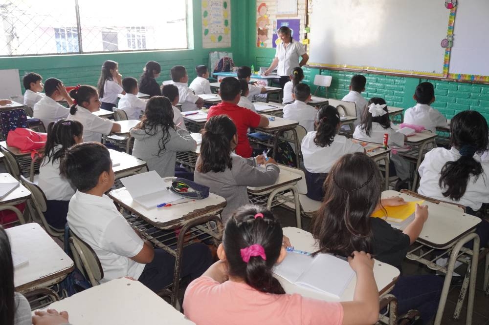 Inicio de clases en el centro educativo República Dominicana, en febrero de 2024. / Francisco Valle.,image_description: