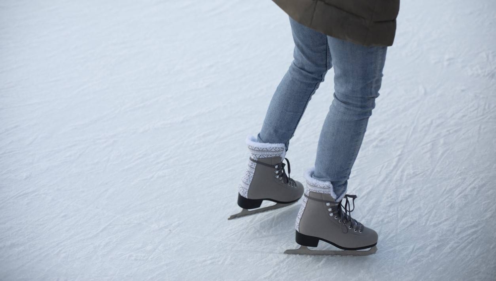 Los salvadoreños deberán esperar un poco más para sumarse a la atracción de hielo real y al aire libre.,image_description: