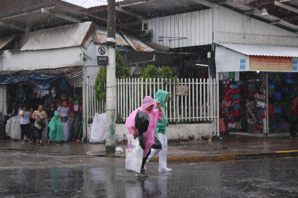 El Marn pidió estar atentos ante cualquier pronóstico o emergencias que se generen por el fenómeno. /Lisbeth Ayala.n,image_description: