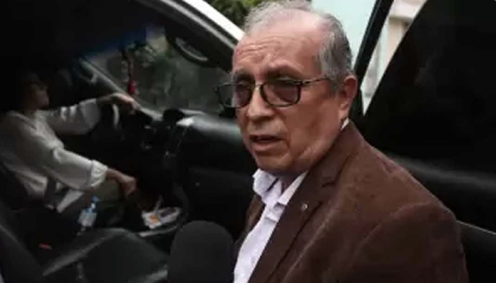 Nicanor Boluarte, hermano de la mandataria peruana, Dina Boluarte, es procesado por corrupción.,image_description: