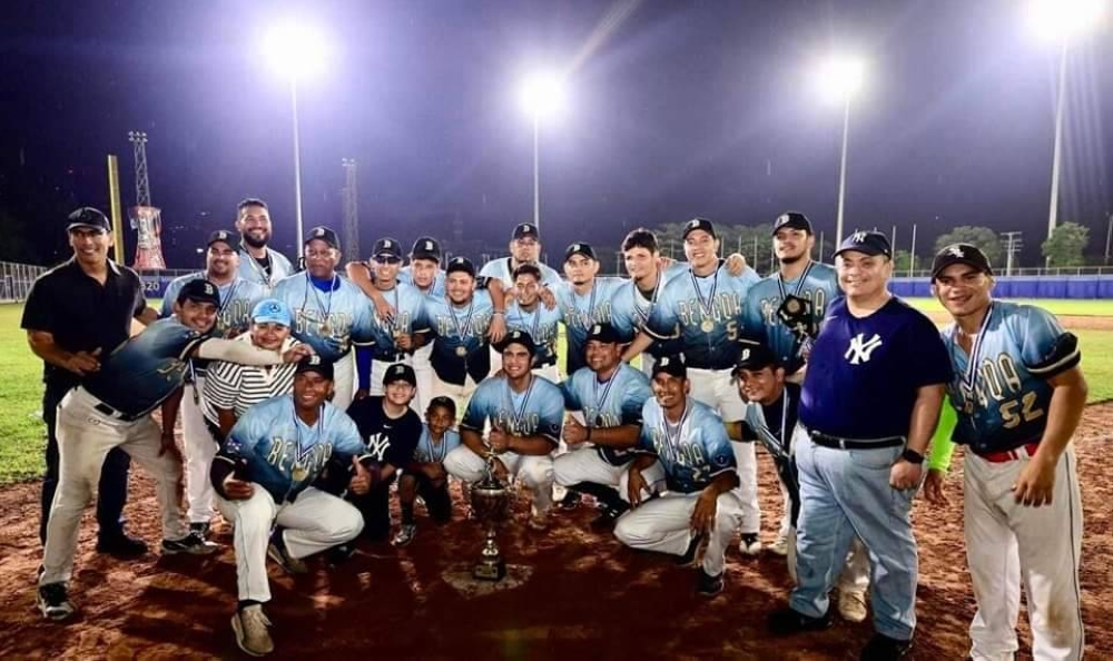 Los campeones del Bengoa, los mejores del béisbol nacional. ,image_description: