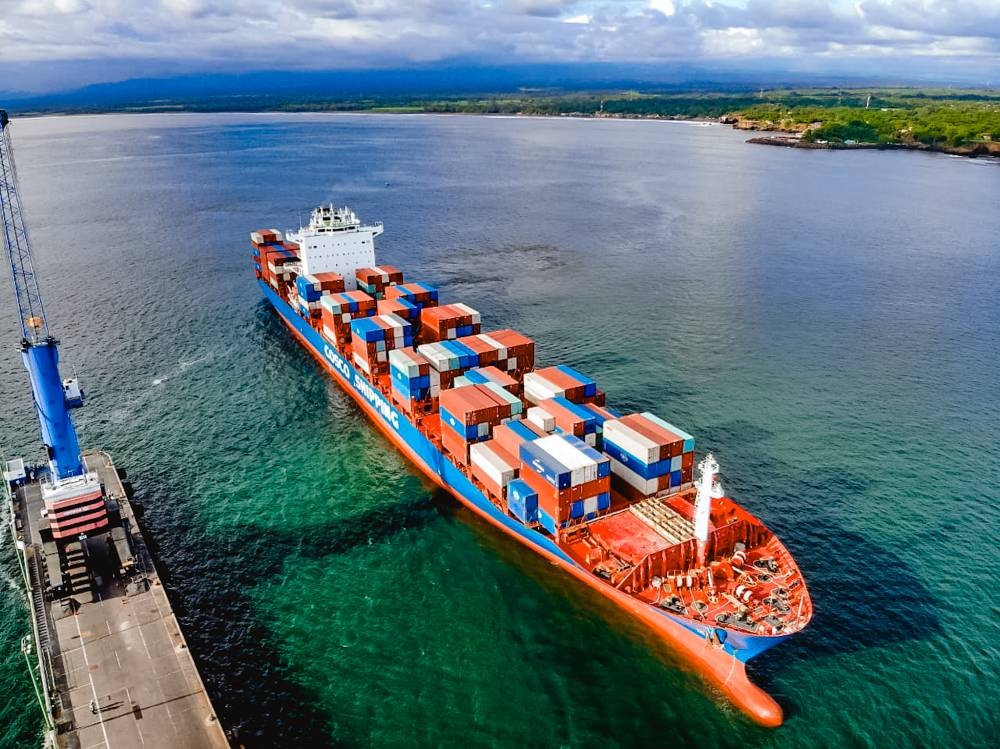 Vista del Puerto de Acajutla, la principal terminal marítima de El Salvador. /CEPA,image_description: