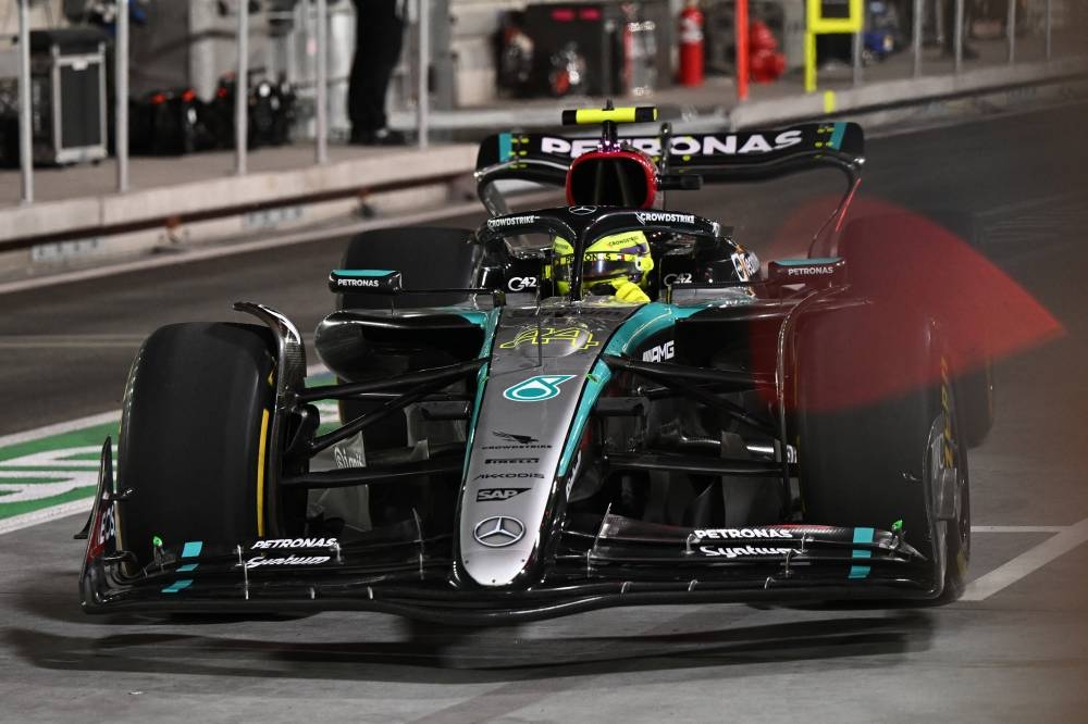 El Mercedes de Lewis Hamilton en Las Vegas. / AFP,image_description:Auto: Formula One  GP Las Vegas 2024, Practice