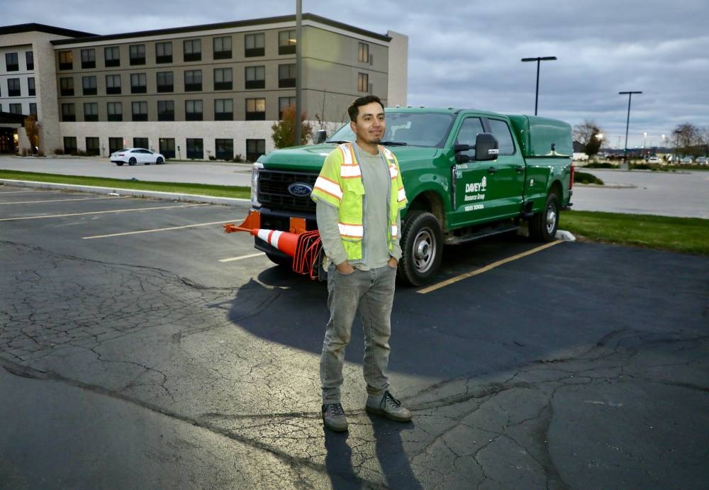 Esta temporada, Edgardo trabajó para la compañía Daved Group Resources, en Wisconsin. / Cortesía. 