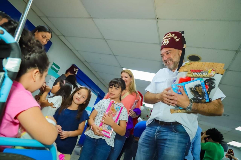 Niños de las Unidades de Ortopeda, quemaduras y cirugía plástica fueron los beneficiados.  / Cortesía.