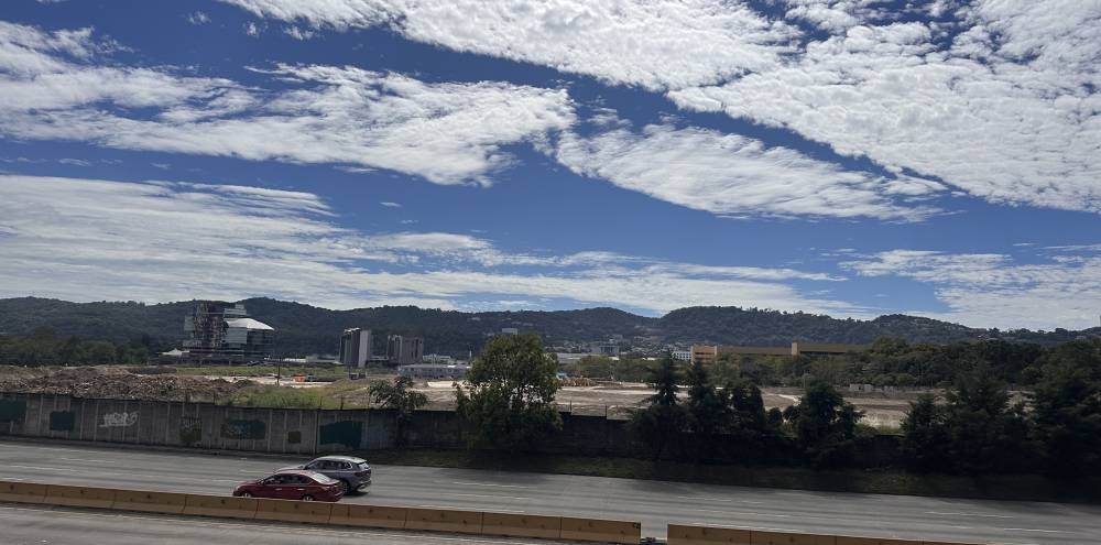 Una imagen de los avances de los trabajos de terracería del pasado 25 de diciembre de las obras relacionadas al Estadio que sería construido en Antiguo Cuscatlán. / YM