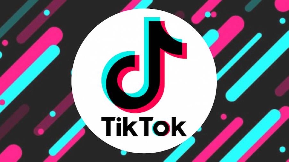 La prohibición de TikTok también afectaría notablemente a los creadores de contenido salvadoreños, muy apoyados desde la diáspora en EE.UU. gracias a la App.,image_description: