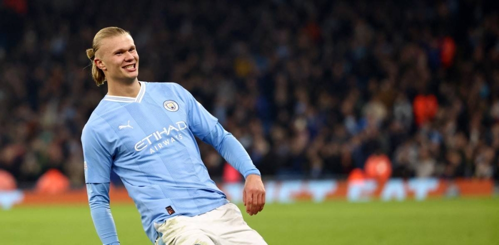 Erling Haaland ha firmado un contrato de 10 años que le mantendrá en el Etihad Stadium hasta 2034, anunció el club /Foto Darren Staples  AFP.,image_description: