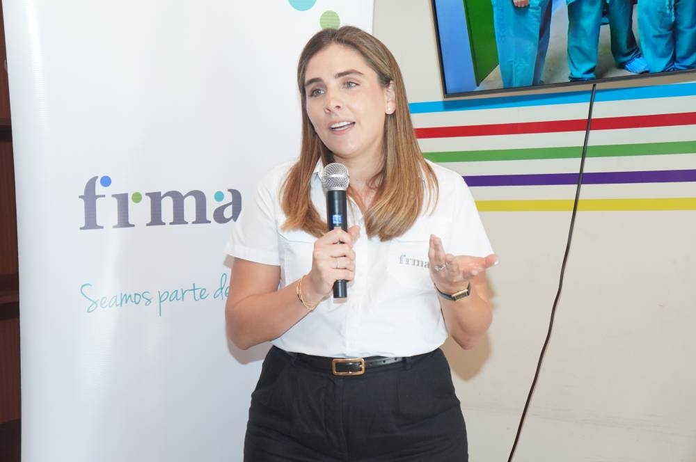 Carla Meyer, Directora Ejecutiva de la FRMA agradeció a los donantes que hacen posible que los proyectos sociales se realicen. / Foto DEM.